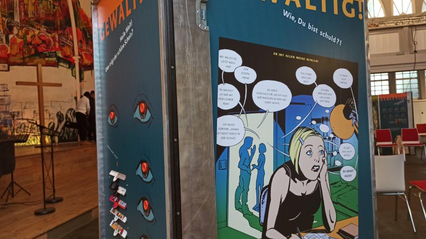 ECHT STARK-Ausstellung -  09:00 Uhr
